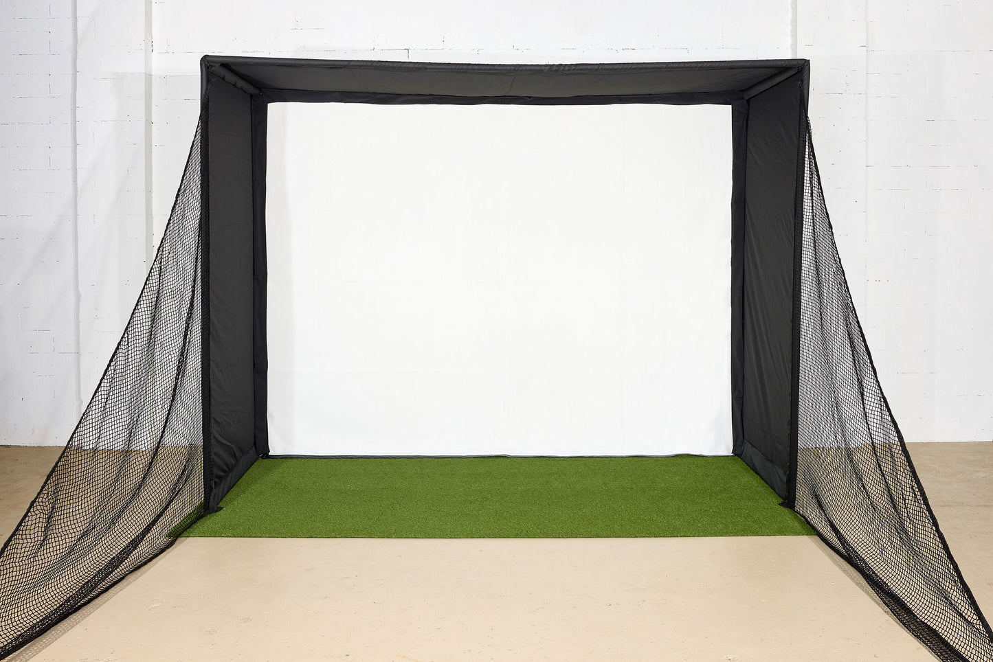 Kaizen Golf Masters Golf Simulator Enclosure